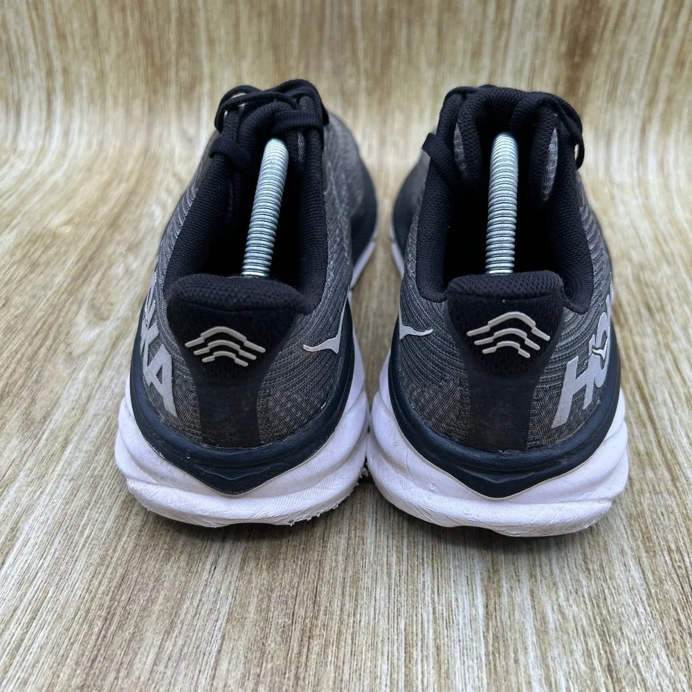 Hoka One One Clifton 9 Kid's Size 6Y Black White Grey Running Shoes 1131170 BWHT